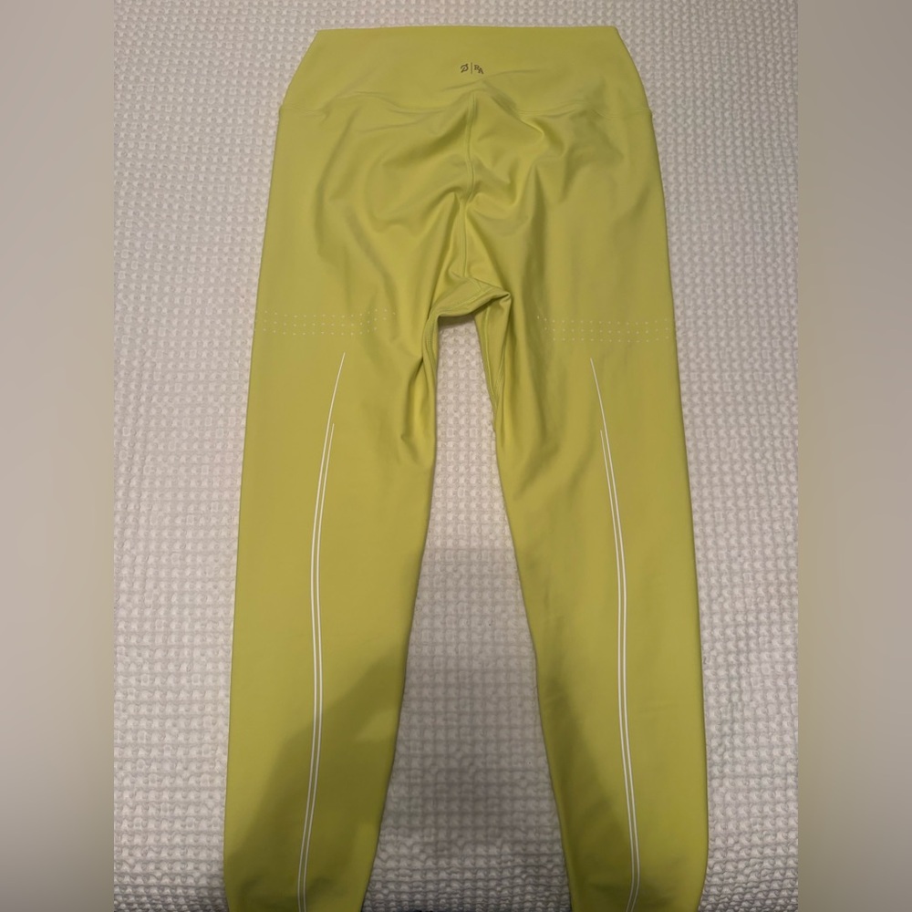 Peloton- Merit High Rise Legging